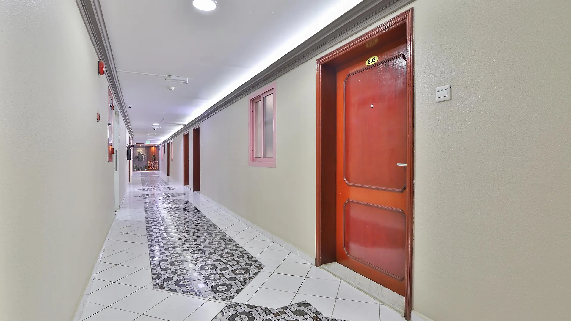 Oyo 365 Marhaba Residence Hotel Apartments عجمان