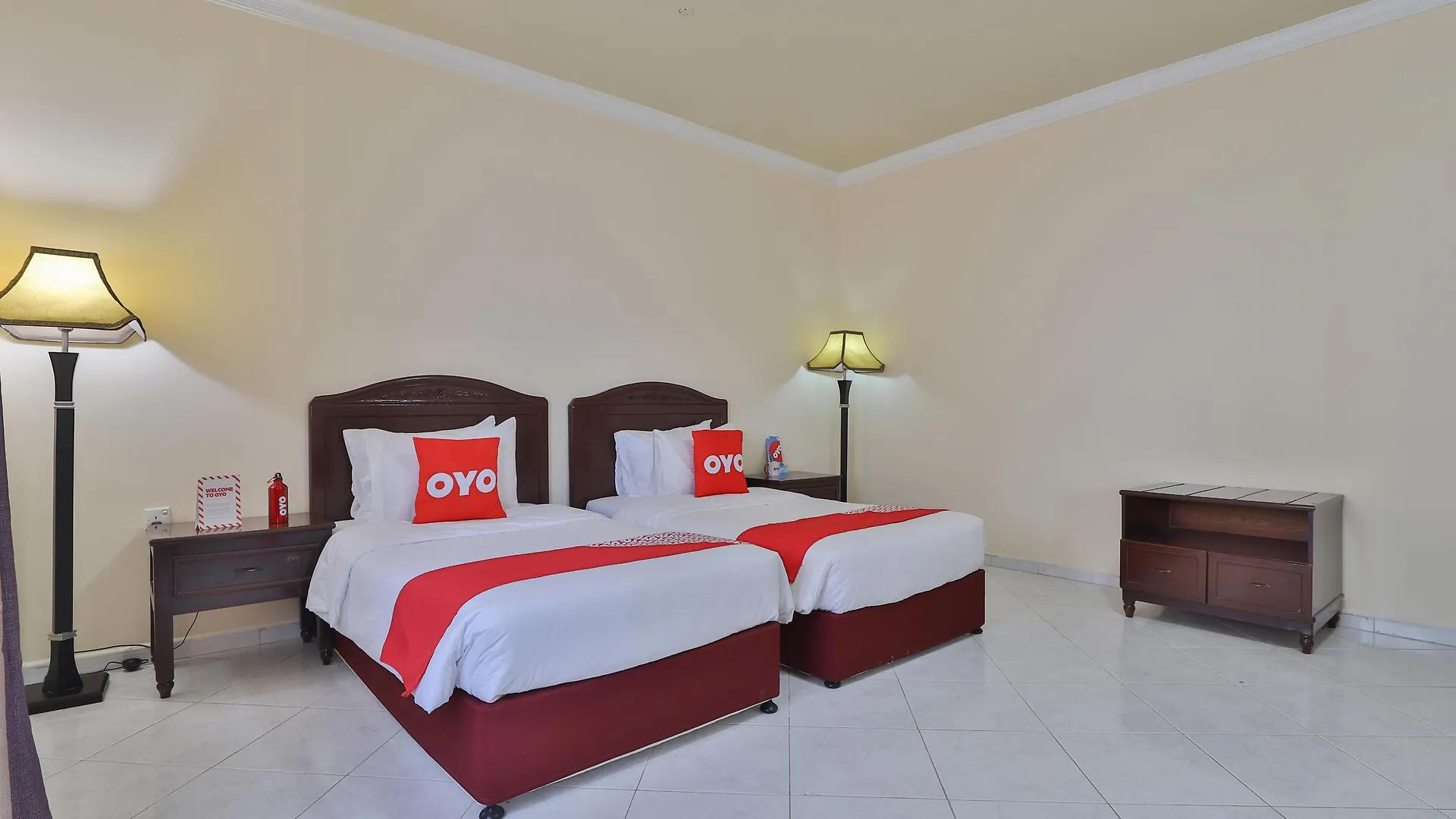 Oyo 365 Marhaba Residence Hotel Apartments Adzsmán
